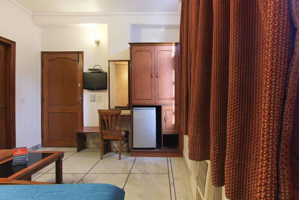 Hotel Rahul Palace Нью-Дели Номер фото